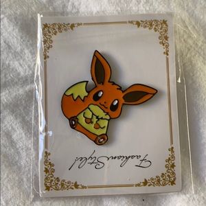 NEW UNOPENED EVEE PIN